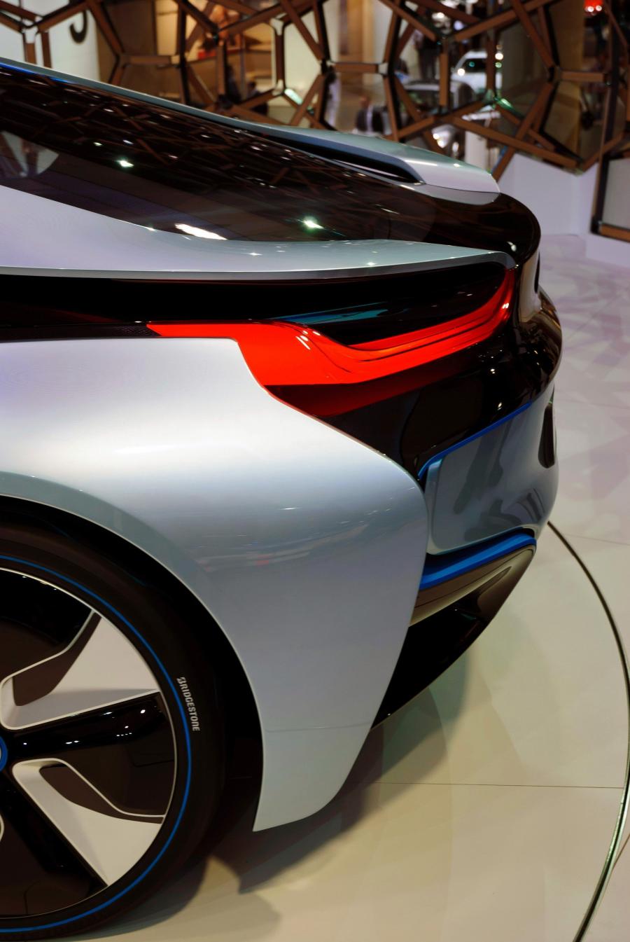  BMW i8 Concept 2011 года  (фото 22 из 123)